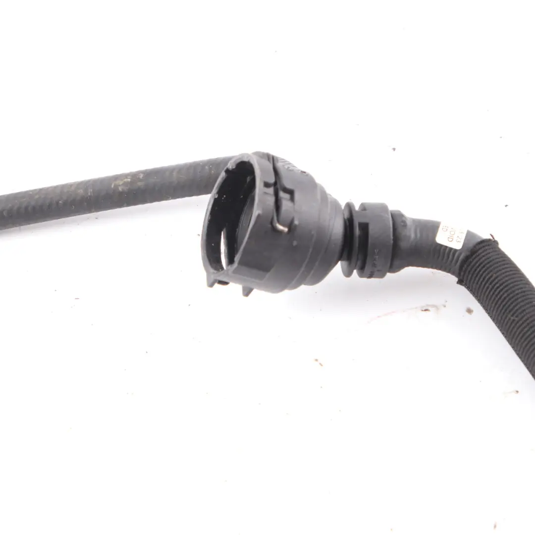 Manguera de refrigerante de agua Radiador Depósito expansión para BMW i3 I01 con número de pieza 7616035 BMW i3 I01 Manguera de refrigerante de agua Radiador Depósito expansión - SKU 7616035 - Número de pieza 7616035