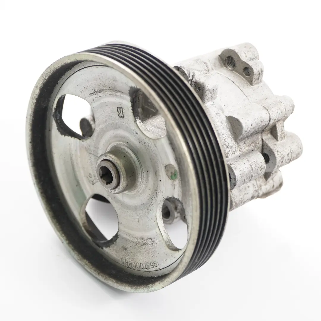 Pompe de direction assistée Unité hydraulique pour Peugeot Partner Fiat Scudo 1.6 HDI à propos du numéro de pièce 7617955568 Peugeot Partner Fiat Scudo 1.6 HDI Pompe de direction assistée Unité hydraulique - SKU 7617955568 - Numéro de pièce 7617955568