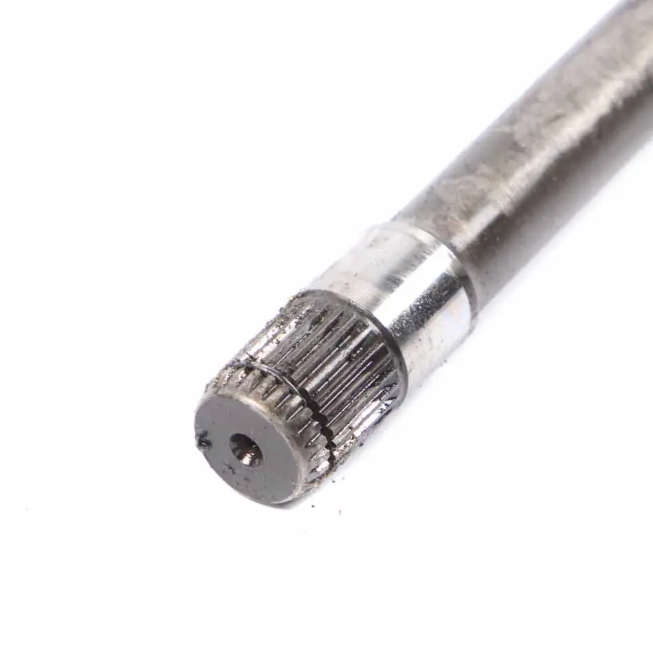 Arbre Transmission Sortie Essieu Avant Droit L=910MM 8675014 pour BMW X3 F25 X4 F26 à propos du numéro de pièce 7619658 BMW X3 F25 X4 F26 Arbre Transmission Sortie Essieu Avant Droit L=910MM 8675014 - SKU 7619658 - Numéro de pièce 7619658