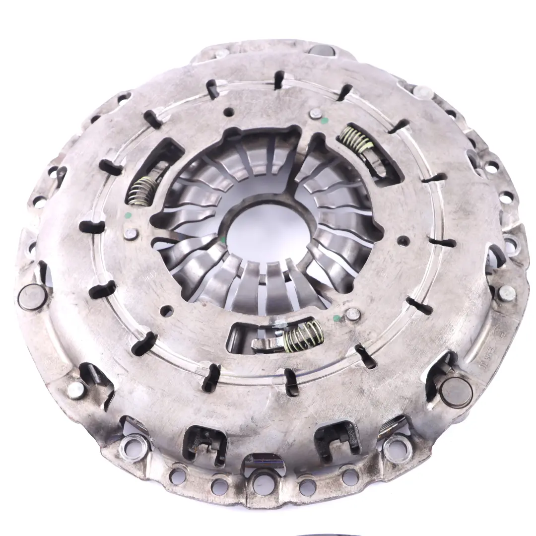 Zestaw Sprzęgła Sprzęgło Docisk do BMW F20 F30 114i 116i 316i 118i N13 o numerze 7621180 BMW F20 F30 114i 116i 316i 118i N13 Zestaw Sprzęgła Sprzęgło Docisk - SKU 7621180-2 - Numer Części 7621180