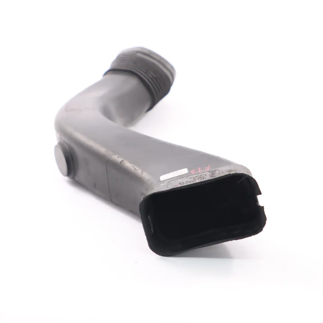 N63 Przewód Dolotowy Powietrza Cylindry 1-4 Benzyna do BMW F10 F12 o numerze 7624030 BMW F10 F12 N63 Przewód Dolotowy Powietrza Cylindry 1-4 Benzyna - SKU 7624030 - Numer Części 7624030