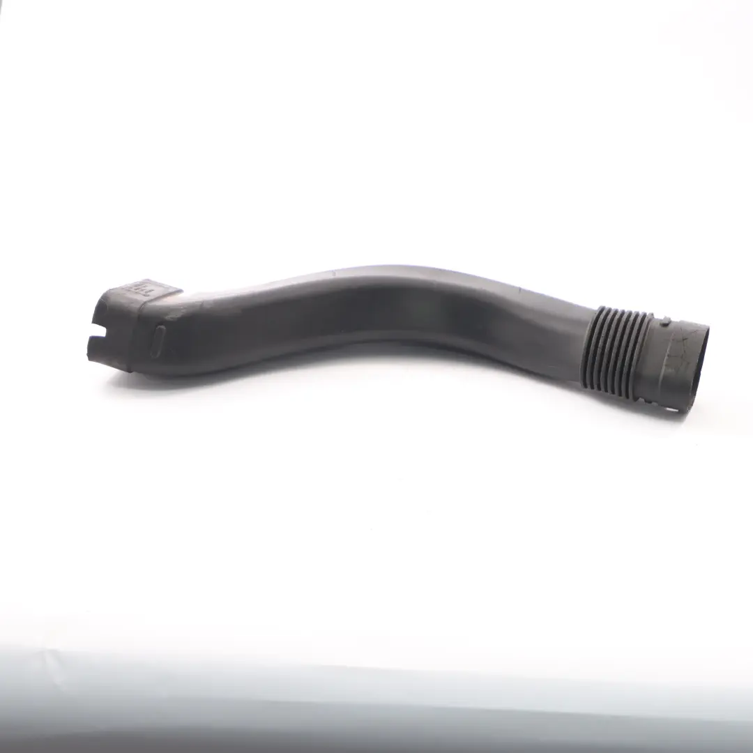 N63 Condotto di aspirazione Tubo canale aria cilindro 1-4 per BMW F10 F12 con numero di parte 7624030 BMW F10 F12 N63 Condotto di aspirazione Tubo canale aria cilindro 1-4 - SKU 7624030 - Numero di parte 7624030
