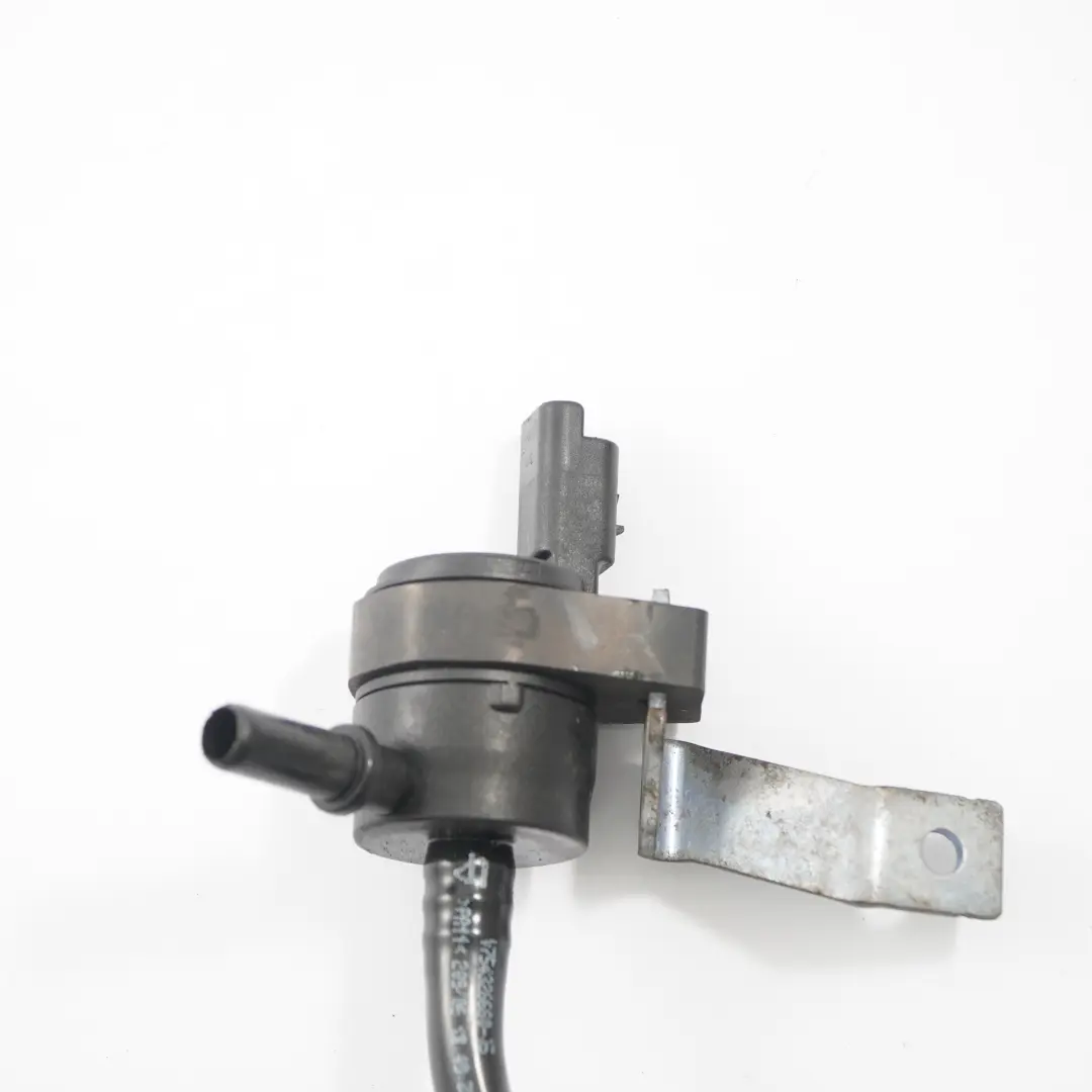 Vanne de carburant Mini R55 R56 N12 N16 Vanne de purge du réservoir 754196180 pour à propos du numéro de pièce 7624538 Vanne de carburant Mini R55 R56 N12 N16 Vanne de purge du réservoir 754196180 - SKU 7624538-1 - Numéro de pièce 7624538