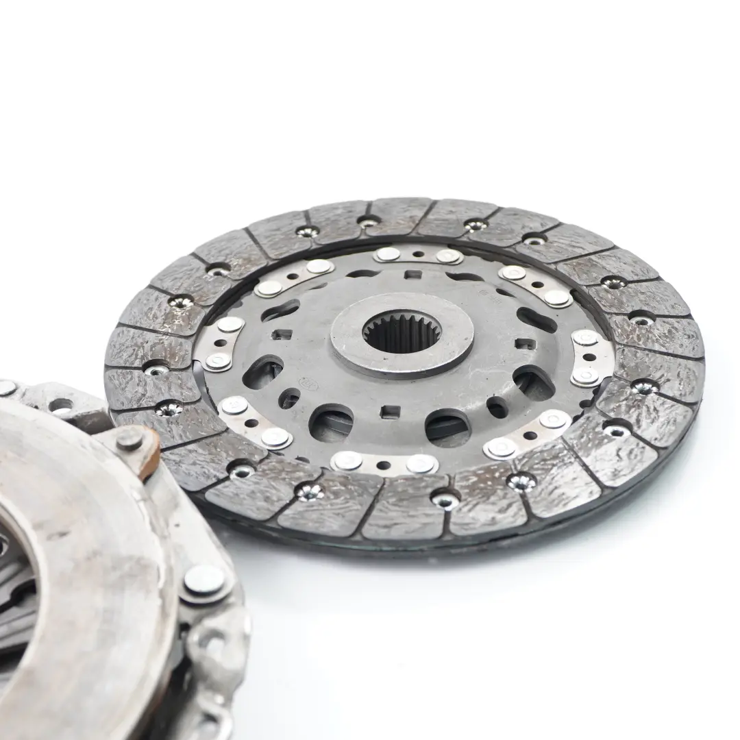 B37 N13 Clutch Plate Disc to BMW F20 F21 F30 114d 116d 116i 316i Diesel Petrol with Part number 7625147 BMW F20 F21 F30 114d 116d 116i 316i Diesel Petrol B37 N13 Clutch Plate Disc - SKU 7625147 - Part number 7625147