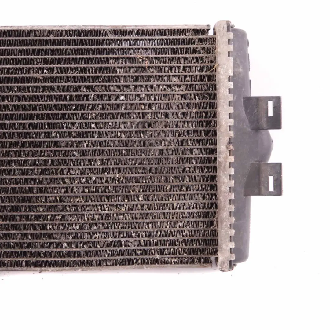 Radiatore Aggiuntivo Motore Raffreddamento Acqua Ausiliario per BMW F30 F36 con numero di parte 7628057 BMW F30 F36 Radiatore Aggiuntivo Motore Raffreddamento Acqua Ausiliario - SKU 7628057 - Numero di parte 7628057