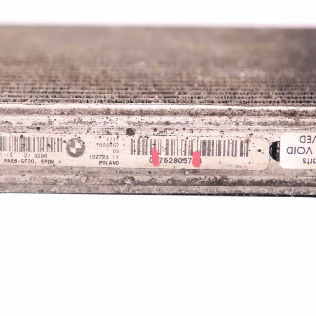 Radiatore Aggiuntivo Motore Raffreddamento Acqua Ausiliario per BMW F30 F36 con numero di parte 7628057 BMW F30 F36 Radiatore Aggiuntivo Motore Raffreddamento Acqua Ausiliario - SKU 7628057 - Numero di parte 7628057