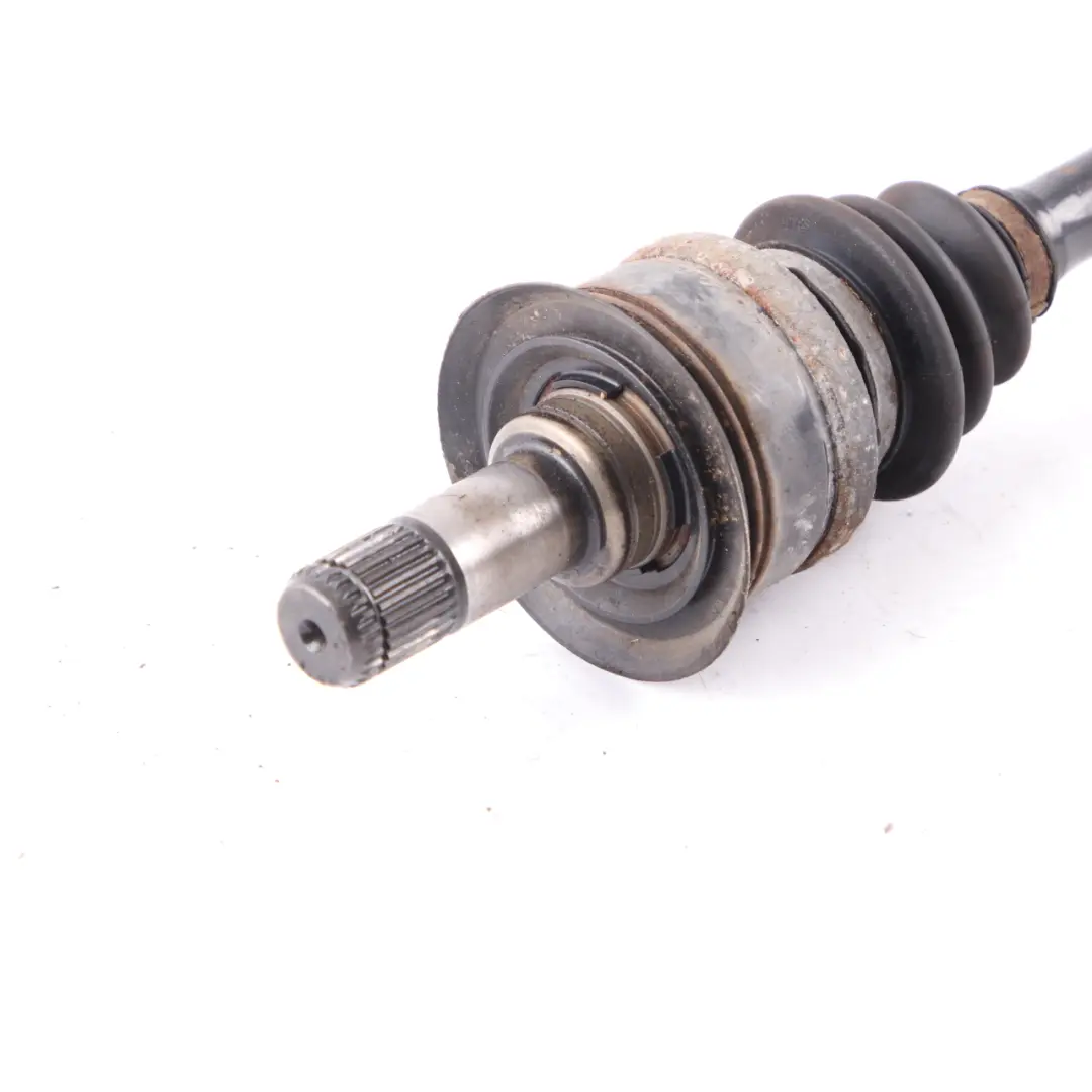 Antriebswelle BMW F20 F30 F31 N13 Ausgangswelle Hinterachse Links D=25MM für mit Teilenummer 7628251 Antriebswelle BMW F20 F30 F31 N13 Ausgangswelle Hinterachse Links D=25MM - SKU 7628251 - Teilenummer 7628251