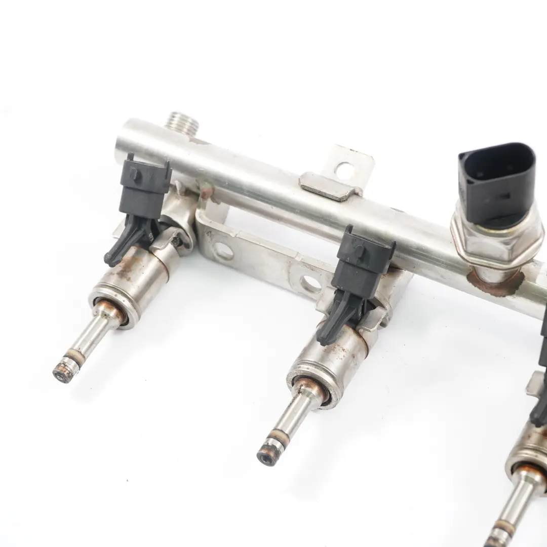 Rail Mini Cooper S Jcw R55 R56 R57 LCI N18 Tubo Iniezione per Fuel con numero di parte 7630645 Fuel Rail Mini Cooper S Jcw R55 R56 R57 LCI N18 Tubo Iniezione - SKU 7630645 - Numero di parte 7630645