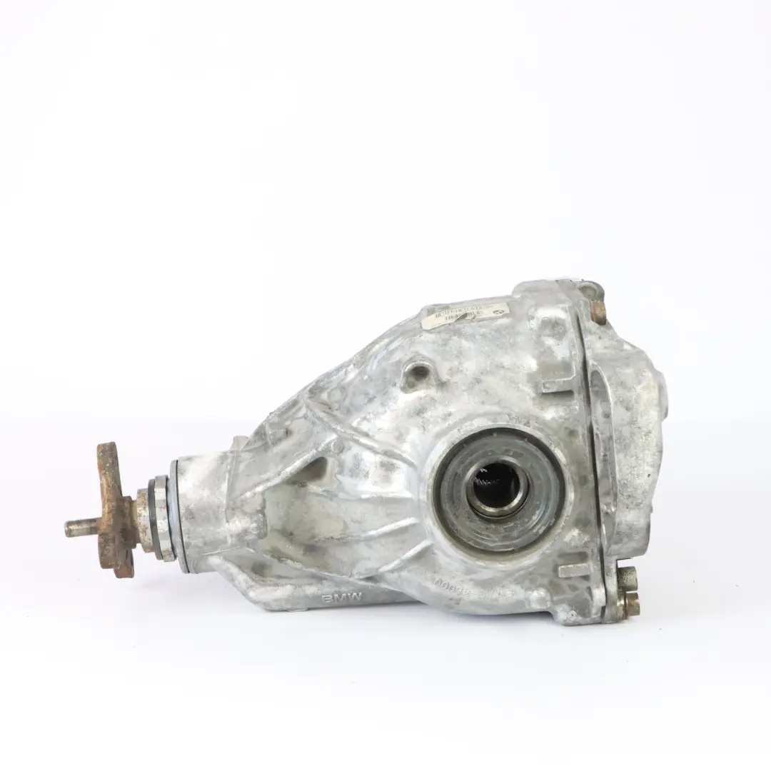 Diferencial trasero 2,56 Ratio 7578151 GARANTIA para BMW F01 F07 F10 530d 730d con número de pieza 7630820 BMW F01 F07 F10 530d 730d Diferencial trasero 2,56 Ratio 7578151 GARANTIA - SKU 7630821 - Número de pieza 7630820