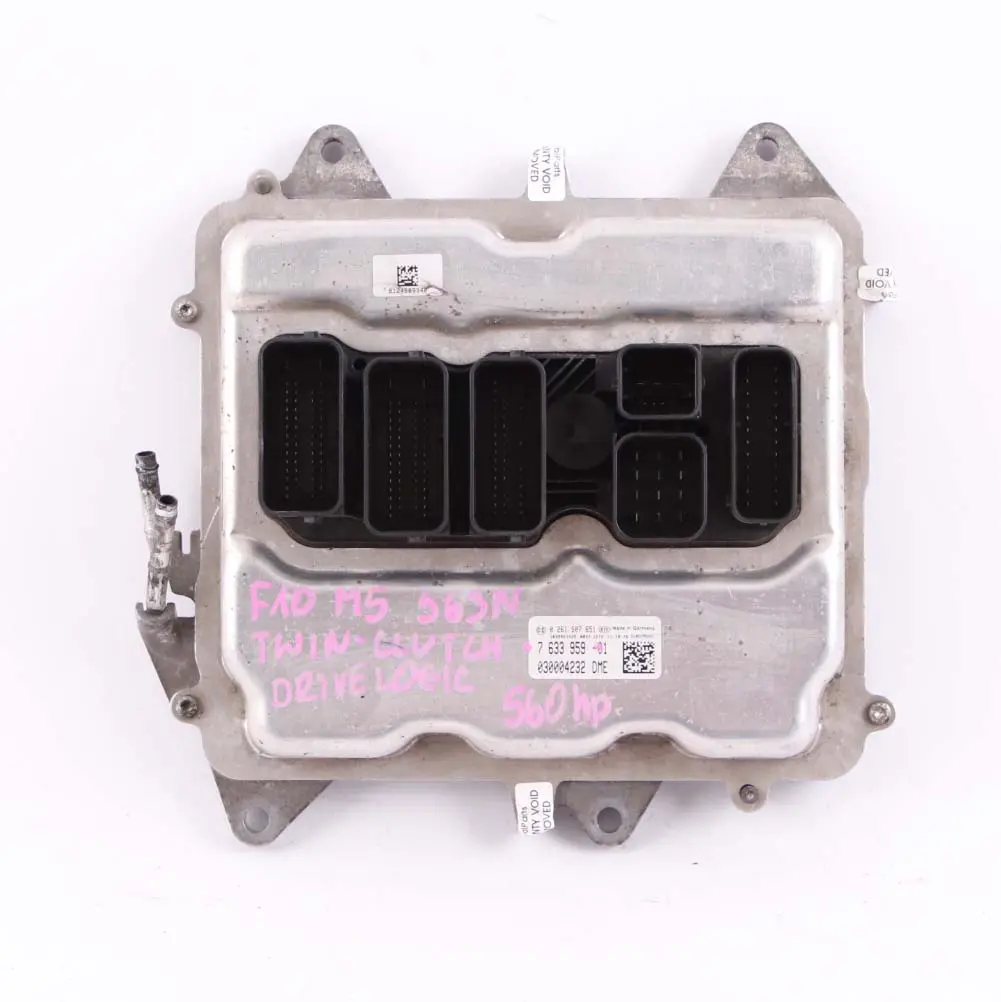 S63N 560HP Sterownik Komputer Silnika DDE do BMW F10 F12 F13 M5 M6 o numerze 7633959 BMW F10 F12 F13 M5 M6 S63N 560HP Sterownik Komputer Silnika DDE - SKU 7633959 - Numer Części 7633959