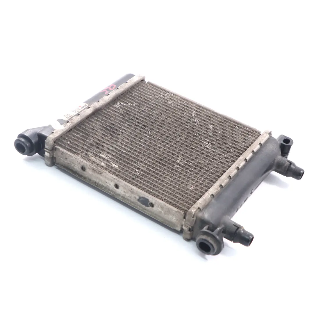  Radiatore ausiliario BMW F40 F45 X1 F48 Mini F60 Raffreddatore acqua - SKU 7634565 - Numero di parte 7634565