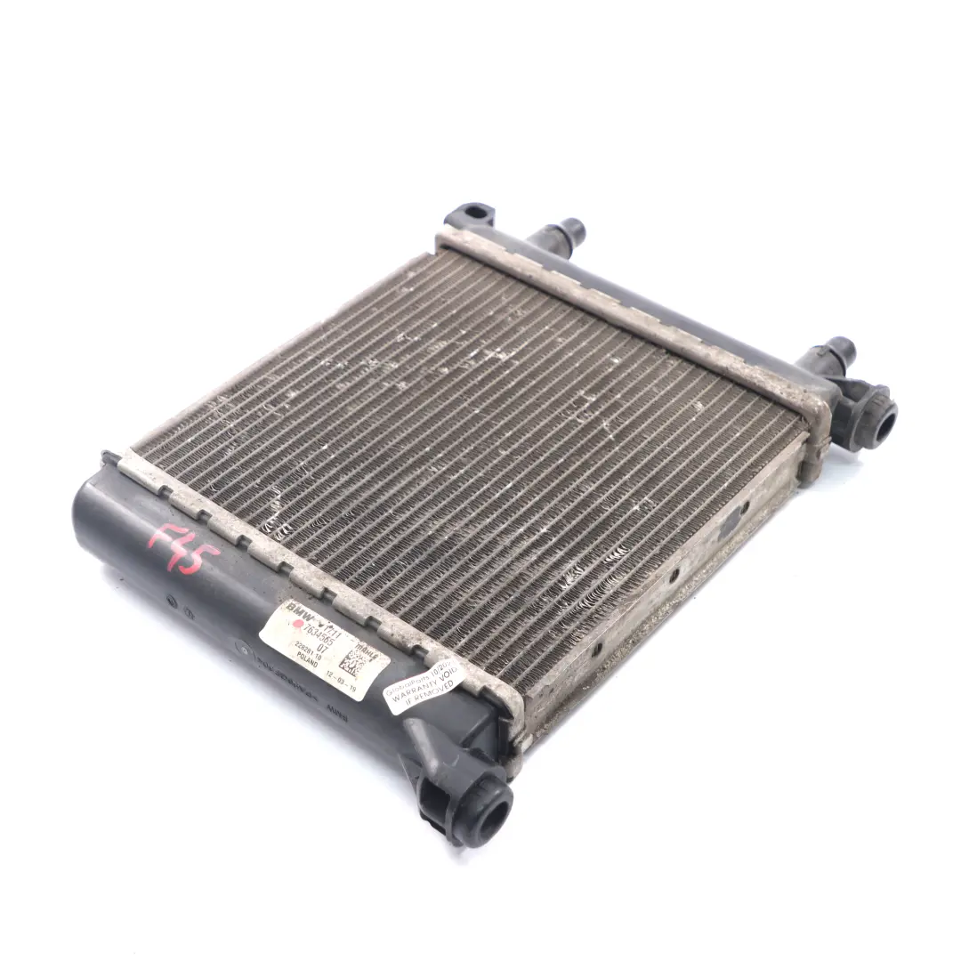 Radiatore ausiliario BMW F40 F45 X1 F48 Mini F60 Raffreddatore acqua per con numero di parte 7634565 Radiatore ausiliario BMW F40 F45 X1 F48 Mini F60 Raffreddatore acqua - SKU 7634565 - Numero di parte 7634565