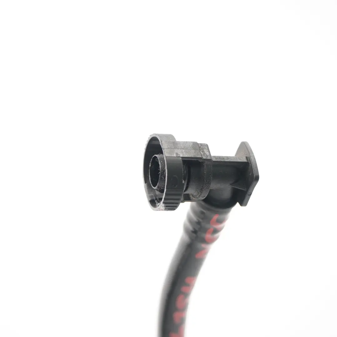 N55 Tubo valvola ventilazione serbatoio carburante per BMW F87 F20 F30 F12 F13 F07 con numero di parte 7636154 BMW F87 F20 F30 F12 F13 F07 N55 Tubo valvola ventilazione serbatoio carburante - SKU 7636154 - Numero di parte 7636154