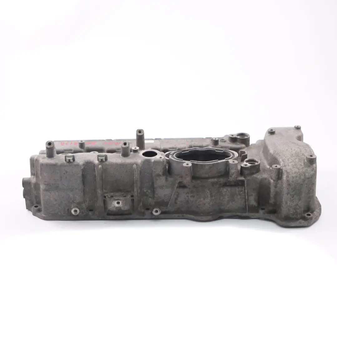 BMW F10 LCI F13 N63N Motor Zylinderkopf Kipphebel verkleidung Zyl 5-8 7603653 - SKU 7636612 - Teilenummer 7636612
