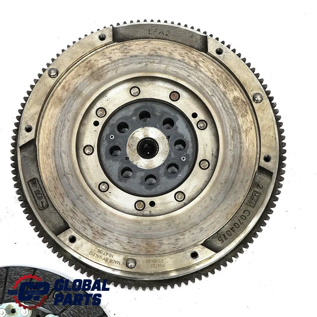 BMW E87 E90 E91 118d 318d Diesel N47 Zweimassenschwungrad Schwungrad Kupplung - SKU 7637279 - Teilenummer 7637279