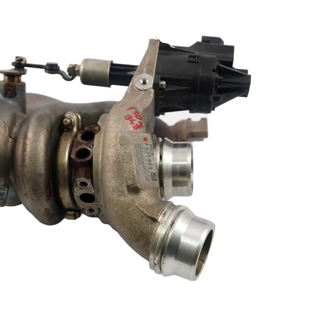 Benzina B48 Turbo Caricatore Collettore per BMW F20 F21 F30 F32 con numero di parte 7637563 BMW F20 F21 F30 F32 Benzina B48 Turbo Caricatore Collettore - SKU 7637563 - Numero di parte 7637563