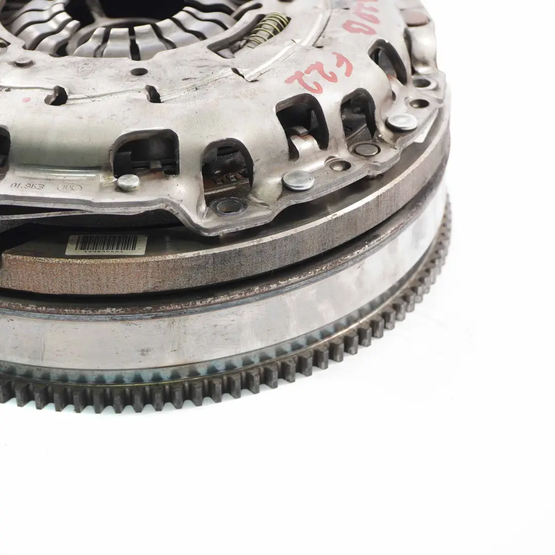 Benziner N20 Zweimassenschwungrad für BMW F10 F11 F20 F21 F22 F30 F31 F32 mit Teilenummer 7638306 BMW F10 F11 F20 F21 F22 F30 F31 F32 Benziner N20 Zweimassenschwungrad - SKU 7638306-1 - Teilenummer 7638306
