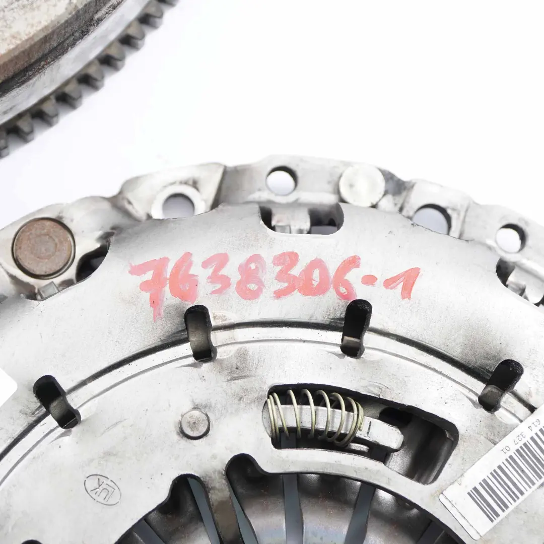 Benzina N20 Volano Doppio Massa per BMW F10 F11 F20 F21 F22 F30 F31 F32 con numero di parte 7638306 BMW F10 F11 F20 F21 F22 F30 F31 F32 Benzina N20 Volano Doppio Massa - SKU 7638306-1 - Numero di parte 7638306