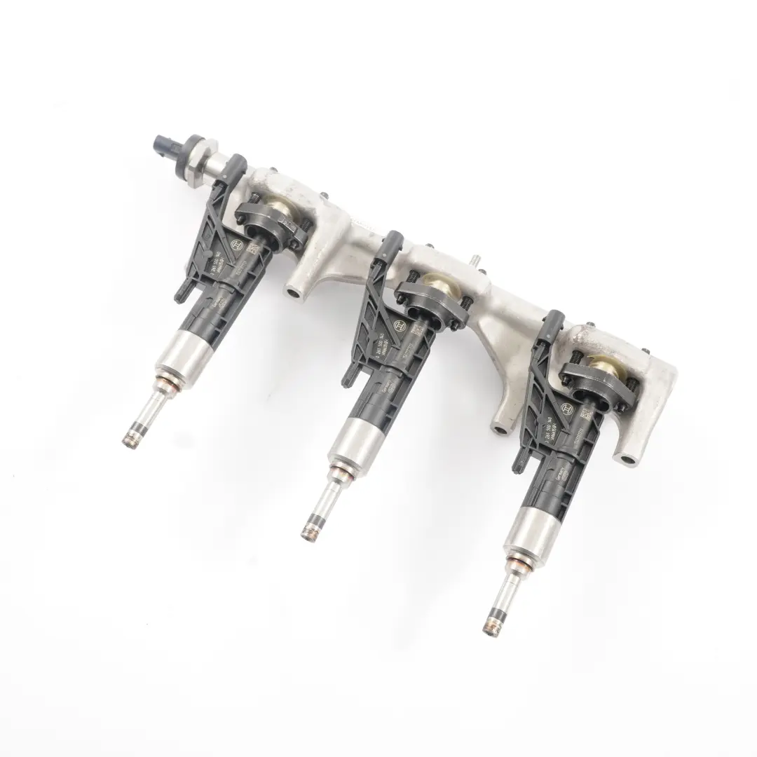 Rail Gasolina Alta Presión 7639990 para BMW F20 F30 LCI Mini F55 F56 Fuel con número de pieza 7639975 BMW F20 F30 LCI Mini F55 F56 Fuel Rail Gasolina Alta Presión 7639990 - SKU 7639975-1 - Número de pieza 7639975