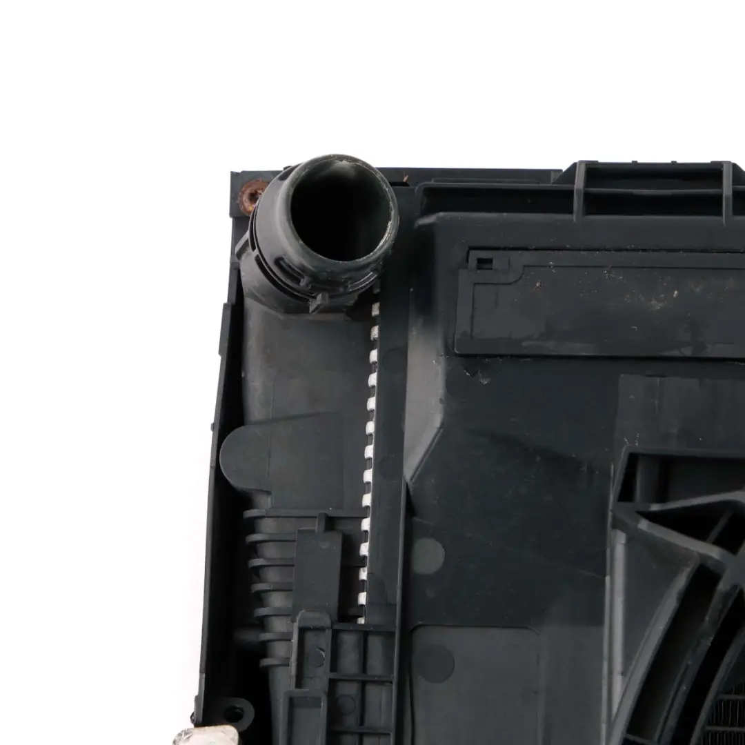 Complete Engine Cooling Radiator Pack Fan Shroud 300W to BMW 1 3 F20 F21 F30 F31 7 with Part number 7640508 BMW 1 3 F20 F21 F30 F31 7 Complete Engine Cooling Radiator Pack Fan Shroud 300W - SKU 7640508-7 - Part number 7640508