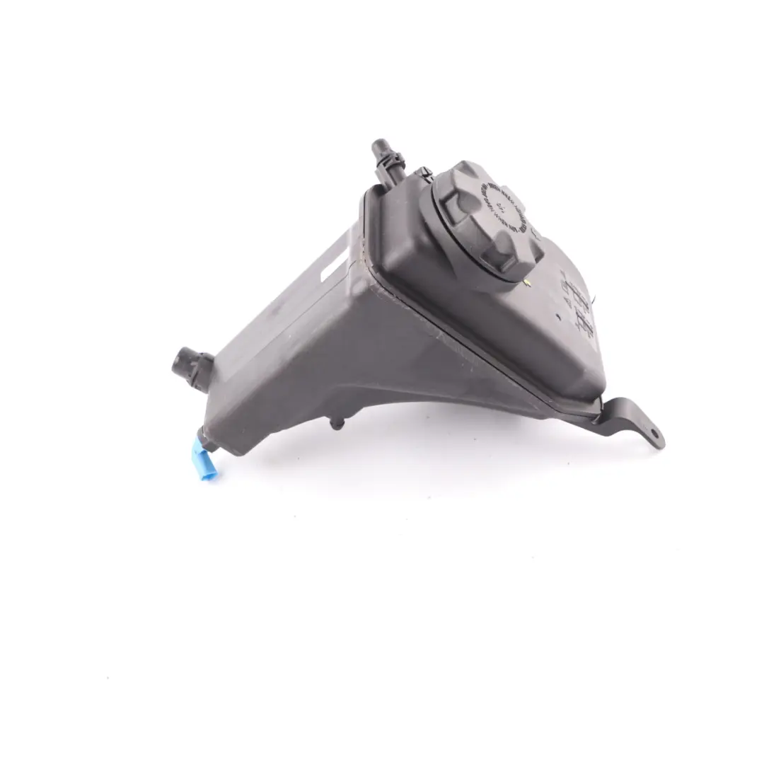 Réservoir dexpansion liquide refroidissement Essence pour BMW E87 E90 E91 E92 à propos du numéro de pièce 7640514 BMW E87 E90 E91 E92 Réservoir dexpansion liquide refroidissement Essence - SKU 7640514-1 - Numéro de pièce 7640514