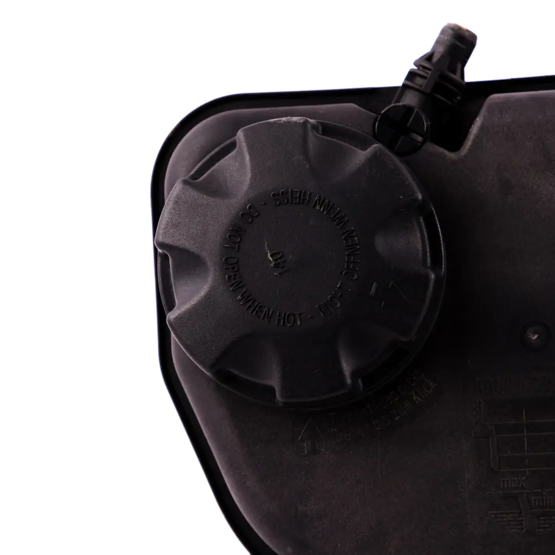N55 Radiator Expansion Coolant Tank Bottle 7590626 to BMW E82 E90 LCI 135i 335i with Part number 7640515 BMW E82 E90 LCI 135i 335i N55 Radiator Expansion Coolant Tank Bottle 7590626 - SKU 7640515 - Part number 7640515