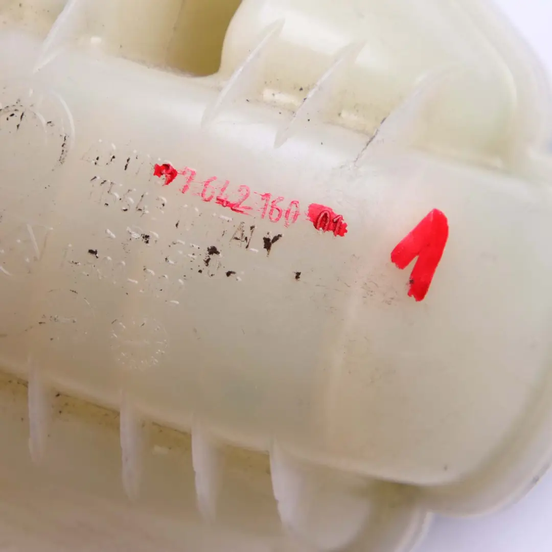 Zbiornik Wyrównawczy Płynu Chłodniczego do BMW F20 F30 32 o numerze 7642160 BMW F20 F30 32 Zbiornik Wyrównawczy Płynu Chłodniczego - SKU 7642160-1 - Numer Części 7642160