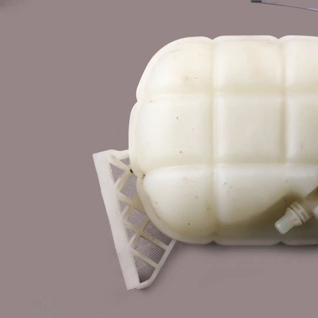 Radiator Expansion Overflow Reservoir Tank Bottle to BMW F20 F21 F30 F32 with Part number 7642160 BMW F20 F21 F30 F32 Radiator Expansion Overflow Reservoir Tank Bottle - SKU 7642160-3 - Part number 7642160