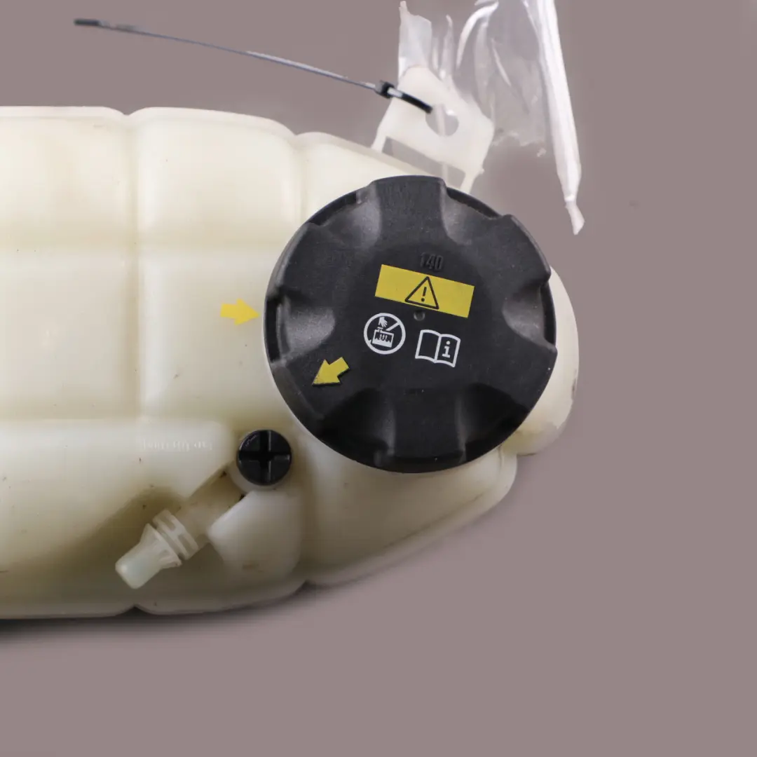 Kühler Ausdehnungs Überlauf Behälter Tankflasche für BMW F20 F21 F30 F32 mit Teilenummer 7642160 BMW F20 F21 F30 F32 Kühler Ausdehnungs Überlauf Behälter Tankflasche - SKU 7642160-3 - Teilenummer 7642160