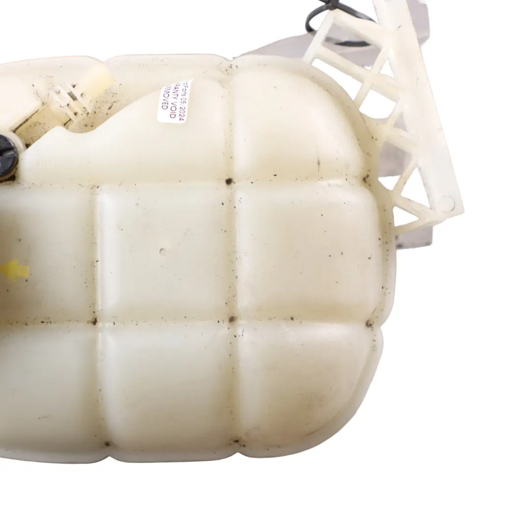 Expansion Tank Bottle BMW F20 F21 F30 F32 Radiator Overflow Reservoir to with Part number 7642160 Expansion Tank Bottle BMW F20 F21 F30 F32 Radiator Overflow Reservoir - SKU 7642160-4 - Part number 7642160