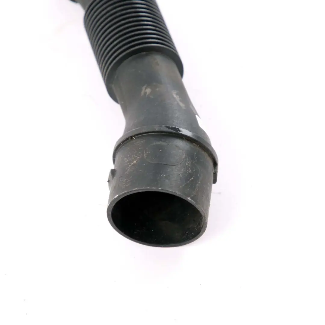 Tubo di aspirazione dell'aria Silenziatore per BMW i3 I01 con numero di parte 7642405 BMW i3 I01 Tubo di aspirazione dell'aria Silenziatore - SKU 7642405 - Numero di parte 7642405