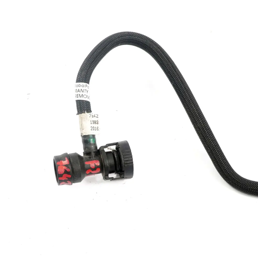 M140i 340i Tuyau d'évent reniflard du carter moteur pour BMW F20 F21 F30 LCI à propos du numéro de pièce 7642546 BMW F20 F21 F30 LCI M140i 340i Tuyau d'évent reniflard du carter moteur - SKU 7642546 - Numéro de pièce 7642546