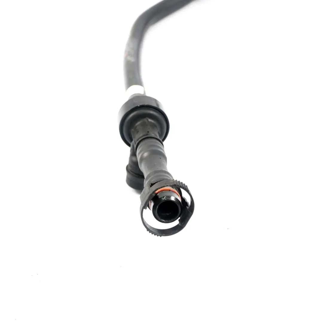 BMW F20 F21 F30 LCI M140i 340i Tuyau d'évent Tuyau de reniflard du carter moteur - SKU 7643100 - Numéro de pièce 7643100