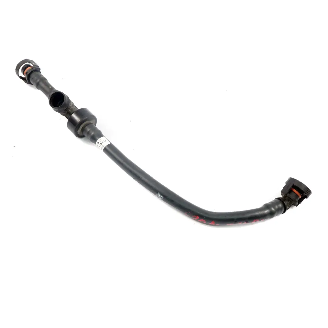 M140i 340i Tubo di sfiato motore sfiato del carter per BMW F20 F21 F30 LCI con numero di parte 7643100 BMW F20 F21 F30 LCI M140i 340i Tubo di sfiato motore sfiato del carter - SKU 7643100 - Numero di parte 7643100