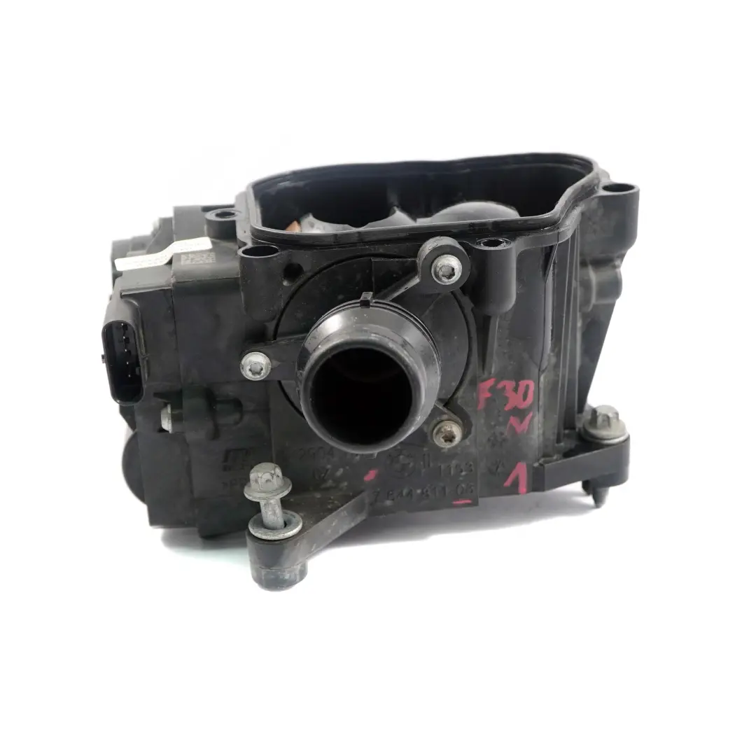 Thermostat Water Pump BMW F20 F21 F30 F31 LCI B38 B48 Petrol Engine to with Part number 7644811 Thermostat Water Pump BMW F20 F21 F30 F31 LCI B38 B48 Petrol Engine - SKU 7644811-1 - Part number 7644811