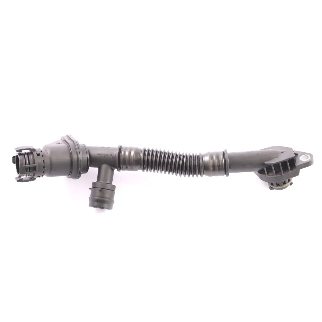 Tuyau d'évent BMW F10 F13 Petrol N63 Tuyau raccordement de la culasse Cyl. 1-4 pour à propos du numéro de pièce 7646086 Tuyau d'évent BMW F10 F13 Petrol N63 Tuyau raccordement de la culasse Cyl. 1-4 - SKU 7646086 - Numéro de pièce 7646086