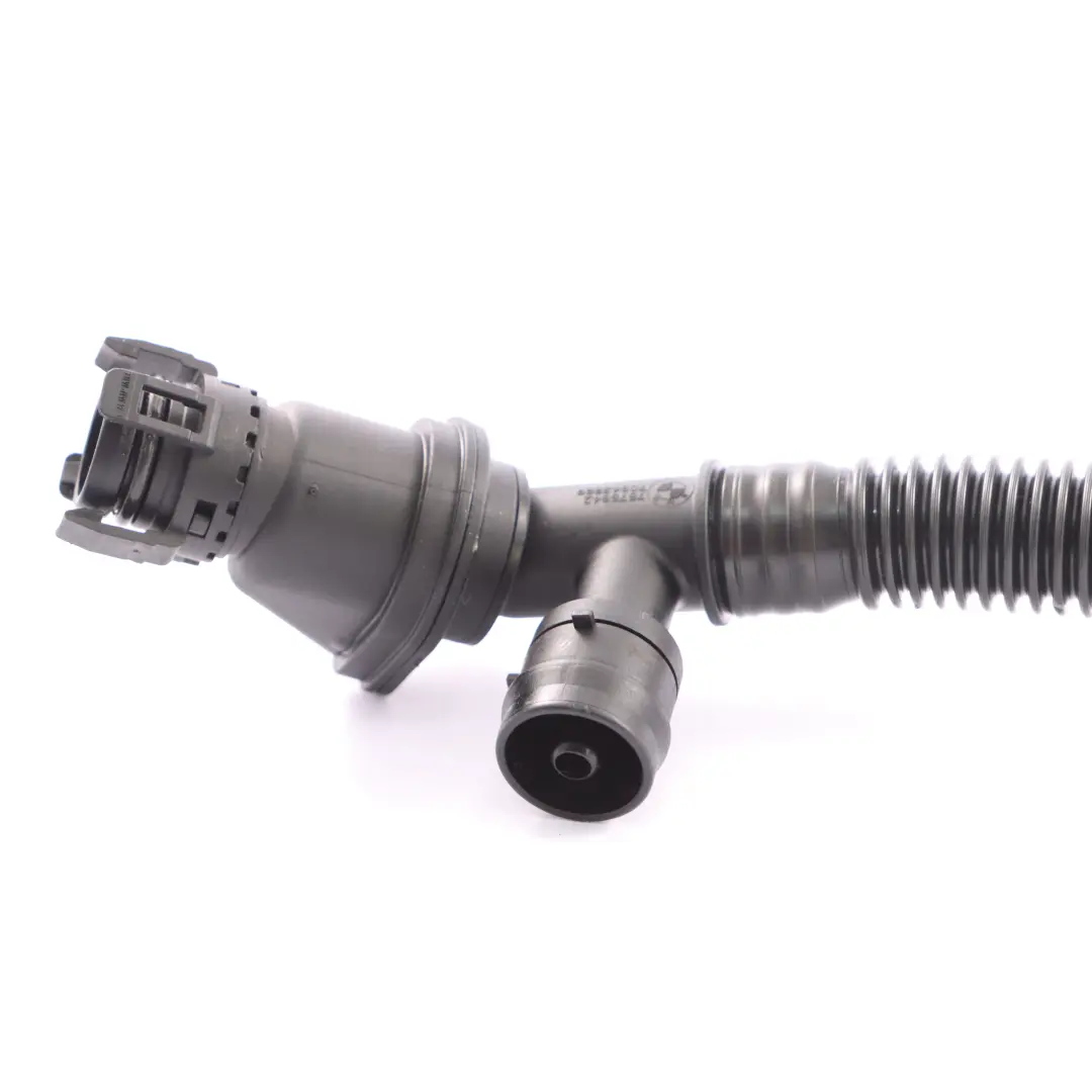  Entlüftungsrohr BMW F10 F13 Benziner N63 Zylinderkopf Verbindungsrohr Zyl. 1-4 - SKU 7646086 - Teilenummer 7646086