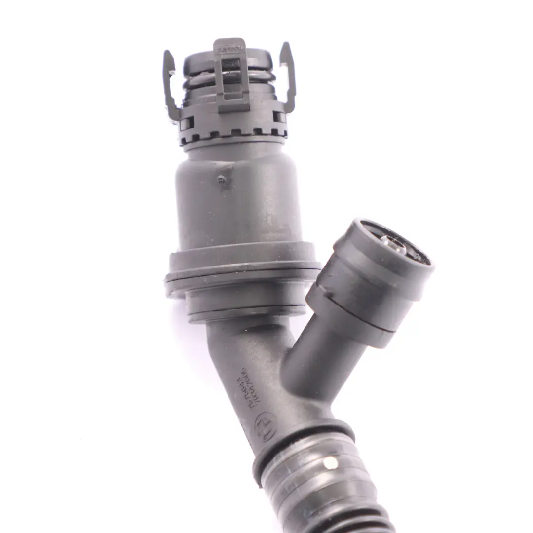 Breather Hose BMW F10 Petrol N63 Crankcase Ventilation Line Cyl. 5-8 to with Part number 7646087 Breather Hose BMW F10 Petrol N63 Crankcase Ventilation Line Cyl. 5-8 - SKU 7646087 - Part number 7646087