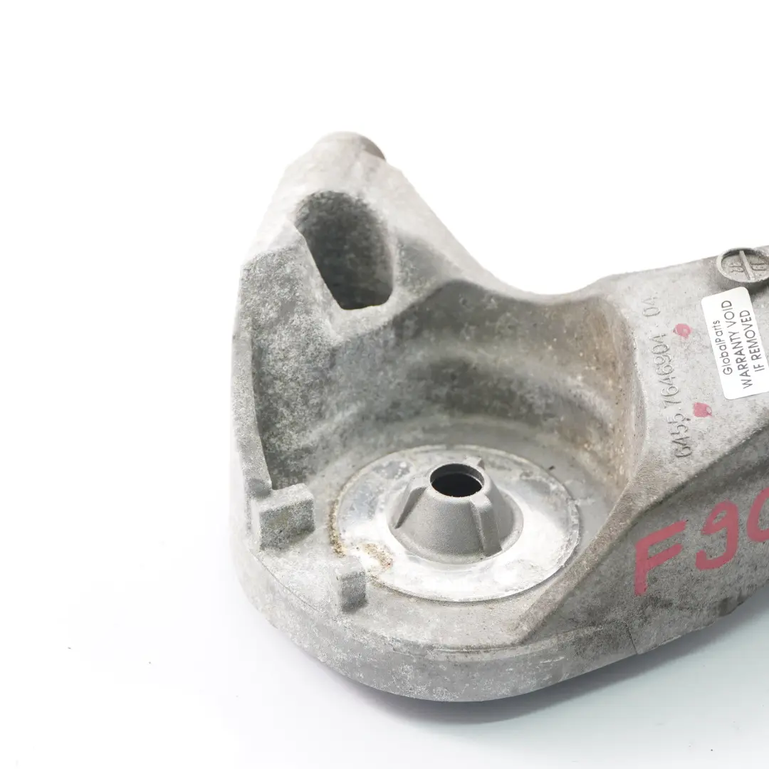 Wspornik Łapa Klimy Klimatyzacji do BMW F90 M5 G30 o numerze 7646904 BMW F90 M5 G30 Wspornik Łapa Klimy Klimatyzacji - SKU 7646904 - Numer Części 7646904