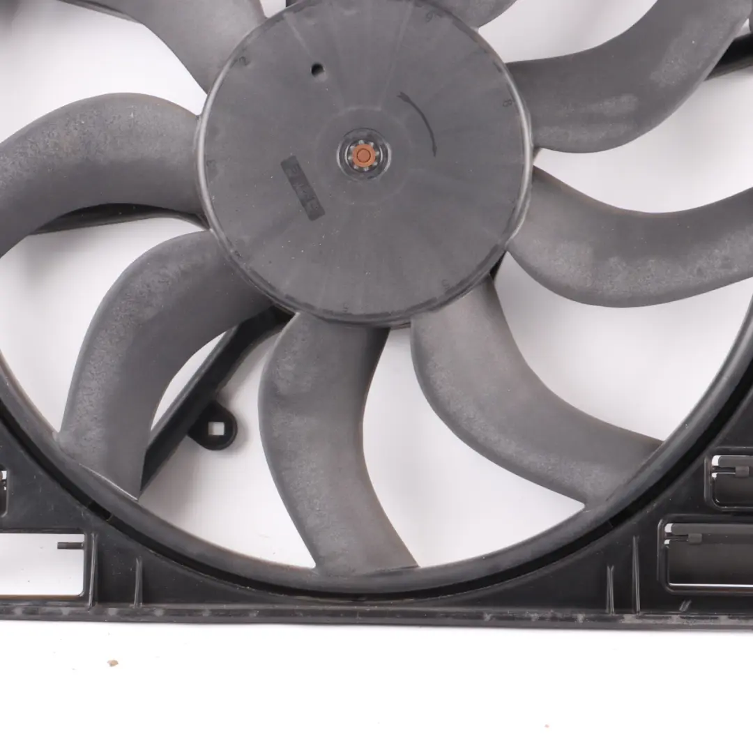  Radiator Fan BMW F10 F11 F12 Engine Cooling Radiator Fan Shroud 850W - SKU 7647652 - Part number 7647652