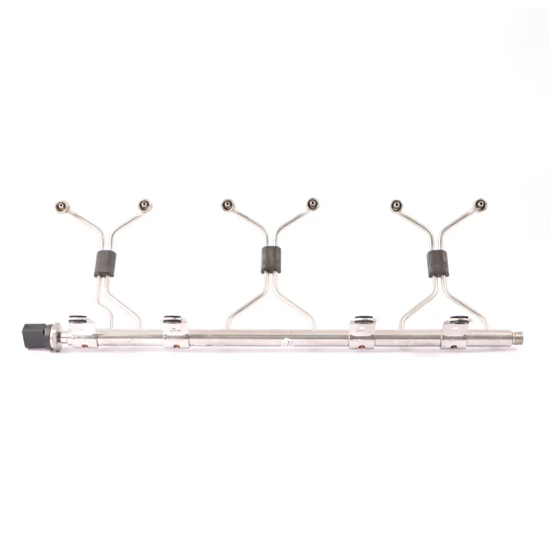 Rail inyección combustible Rail combustible alta presión 335i N55 para BMW E90 LCI con número de pieza 7649710 BMW E90 LCI Rail inyección combustible Rail combustible alta presión 335i N55 - SKU 7649710 - Número de pieza 7649710