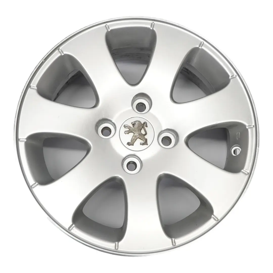 Srebrna Felga Aluminiowa 15" 6J ET:27 do Peugeot o numerze 7650-B Peugeot Srebrna Felga Aluminiowa 15" 6J ET:27 - SKU 7650-B-1 - Numer Części 7650-B