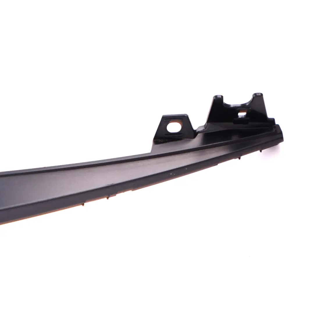 Lexus ES ZX10 Poignée Couvercle Lampe Plaque Arrière Coffre - SKU 76811-33320 - Numéro de pièce 76811-33320