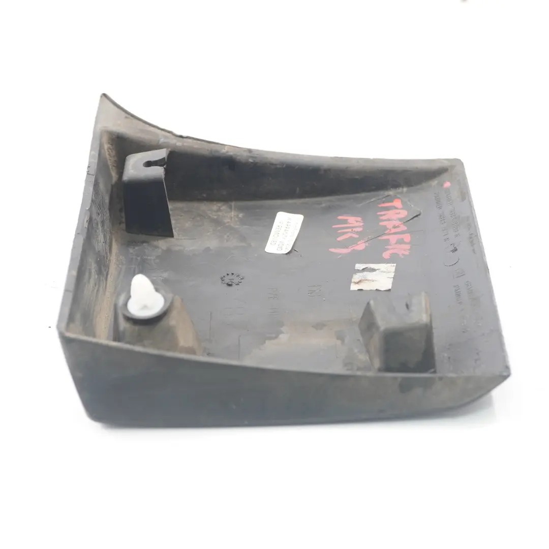 Listwa Karoserii Prawy Przód do Renault Trafic III o numerze 768185709R Renault Trafic III Listwa Karoserii Prawy Przód - SKU 768185709R - Numer Części 768185709R