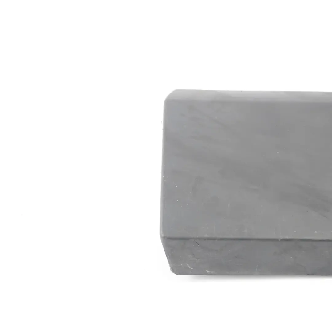 Tira de puerta delantera derecha Guía de goma 808302090R para Renault Trafic III con número de pieza 768185709R Renault Trafic III Tira de puerta delantera derecha Guía de goma 808302090R - SKU 768185709R - Número de pieza 768185709R