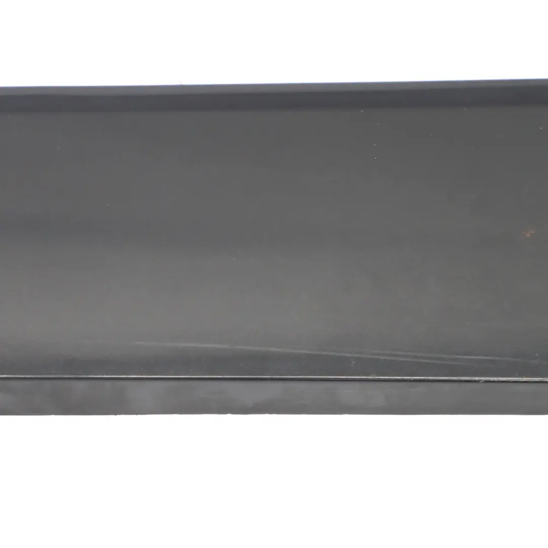 Listwa Ozdobna Drzwi Przesuwnych Lewa Midnight Black - D68 do Renault Trafic o numerze 768555976R Renault Trafic Listwa Ozdobna Drzwi Przesuwnych Lewa Midnight Black - D68 - SKU 768555976R-MID - Numer Części 768555976R