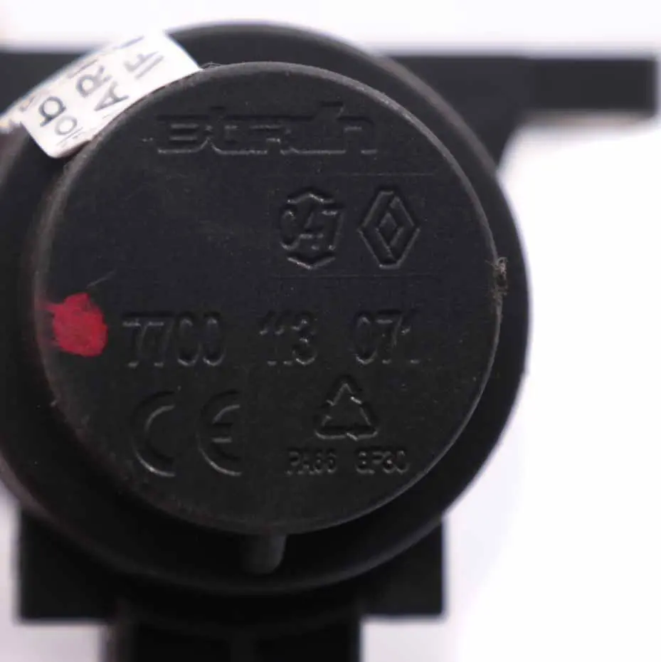 Válvula solenoide de presión de turbo Renault Trafic para con número de pieza 7700113071 Válvula solenoide de presión de turbo Renault Trafic - SKU 7700113071 - Número de pieza 7700113071