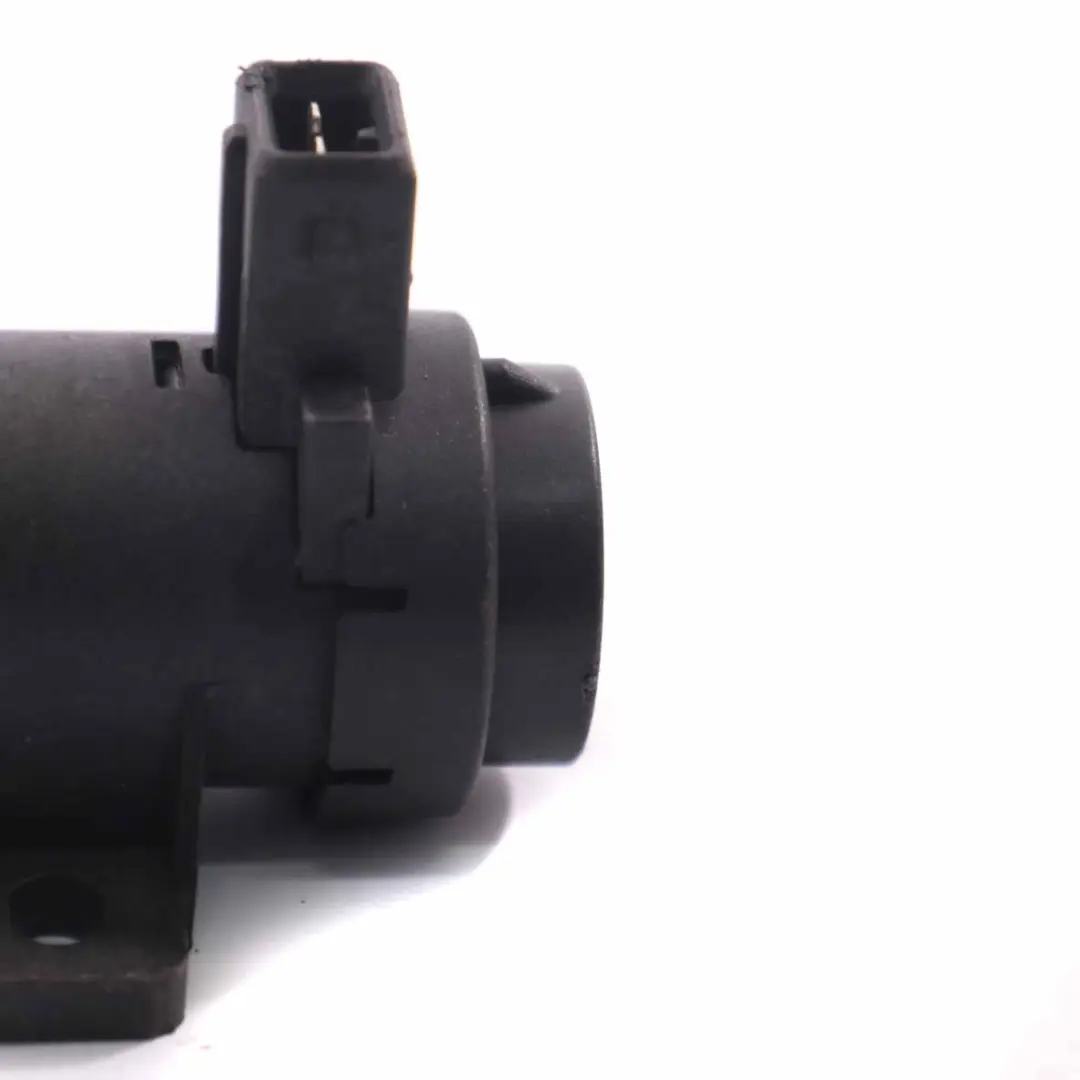 Válvula solenoide de presión de turbo Renault Trafic para con número de pieza 7700113071 Válvula solenoide de presión de turbo Renault Trafic - SKU 7700113071 - Número de pieza 7700113071