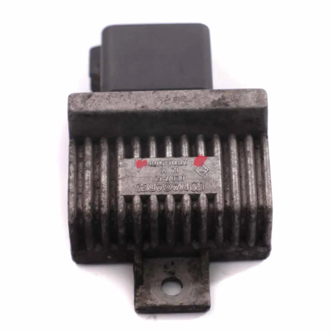 Module de contrôle des bougies de préchauffage pour Renault Trafic à propos du numéro de pièce 7700115078 Renault Trafic Module de contrôle des bougies de préchauffage - SKU 7700115078 - Numéro de pièce 7700115078