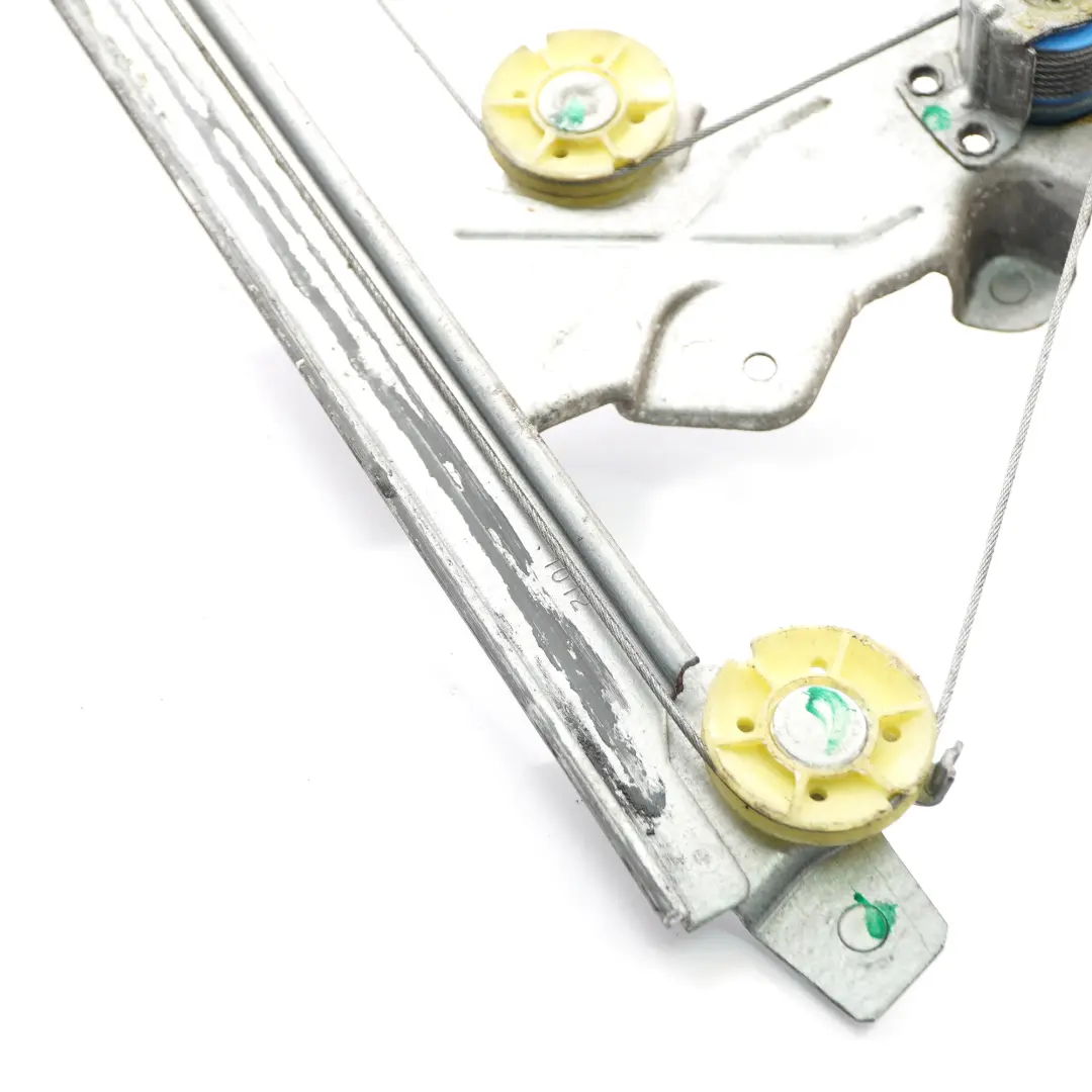 Lève-Vitre Porte Avant Gauche Moteur Régulateur pour Renault Trafic à propos du numéro de pièce 7700311820 Renault Trafic Lève-Vitre Porte Avant Gauche Moteur Régulateur - SKU 7700311820-1 - Numéro de pièce 7700311820